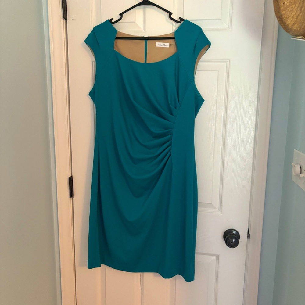 Calvin Cline turquoise green dress. Beautiful. Fantastic condition